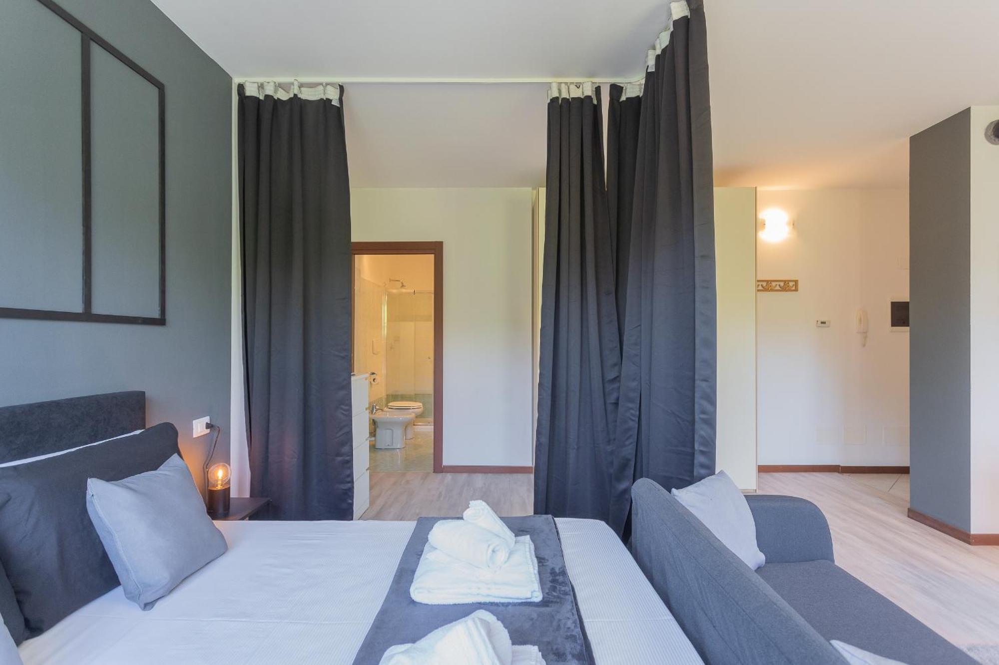 Black Loft Como By Rent All Como Exterior foto